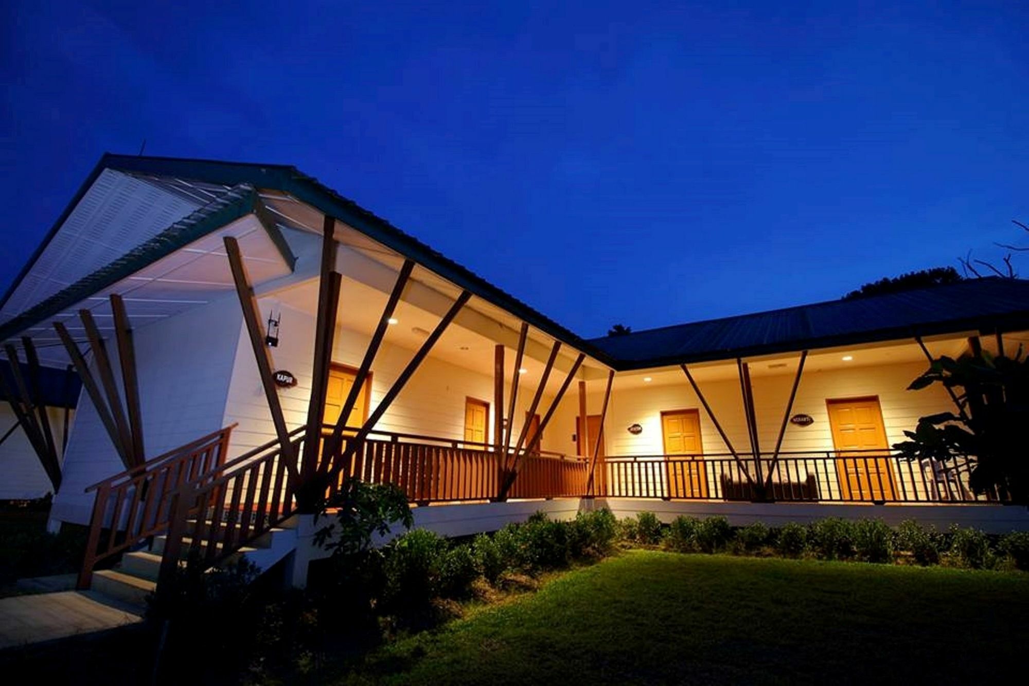 Tanini Sepilok Formerly Known As Nature Lodge Sepilok Exterior foto