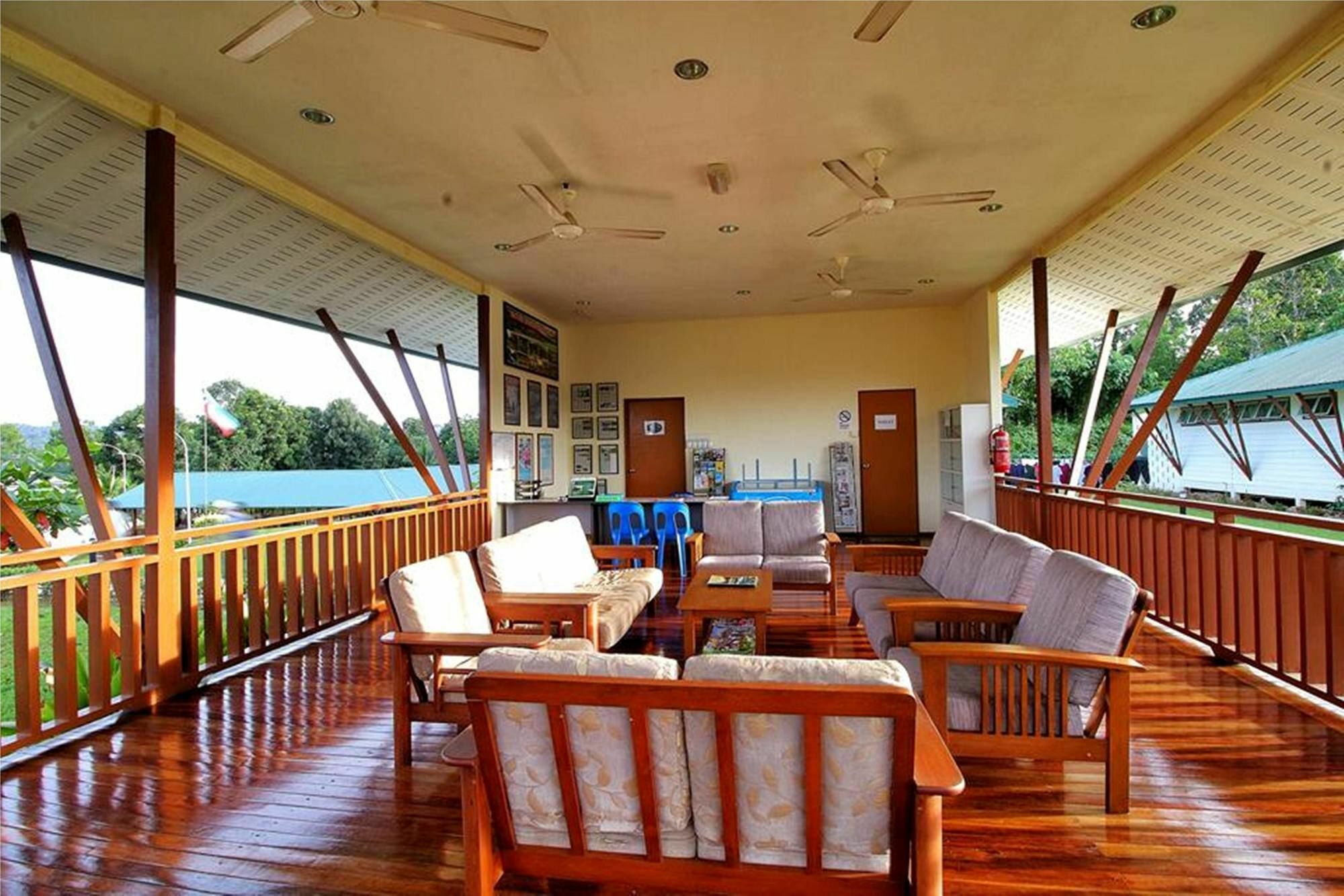 Tanini Sepilok Formerly Known As Nature Lodge Sepilok Exterior foto